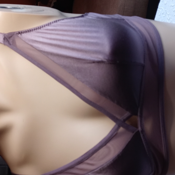 2 vs bralettes size m - Picture 3 of 16